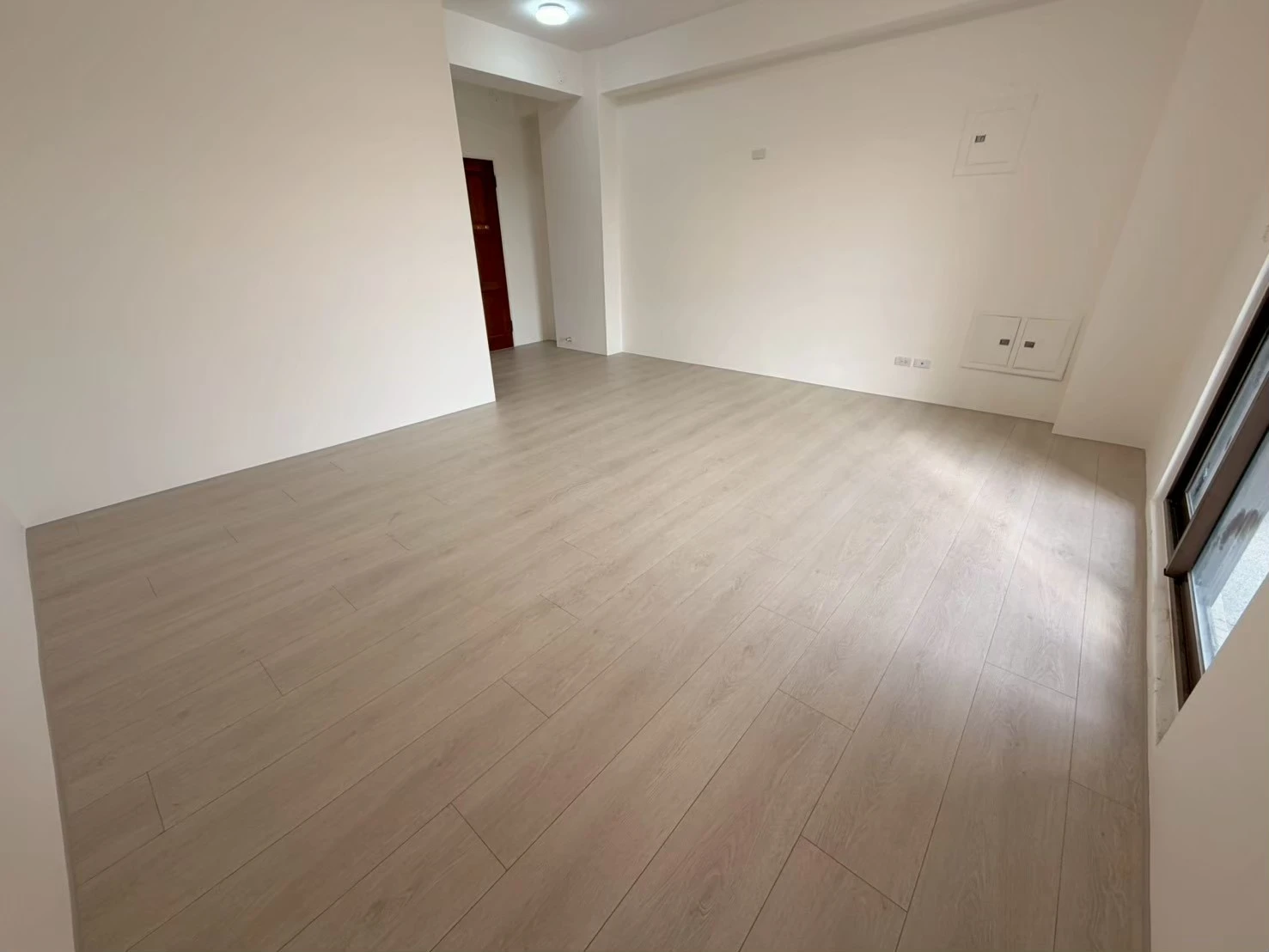 莿桐鄉義和村三和95-3號 0811 岩灰