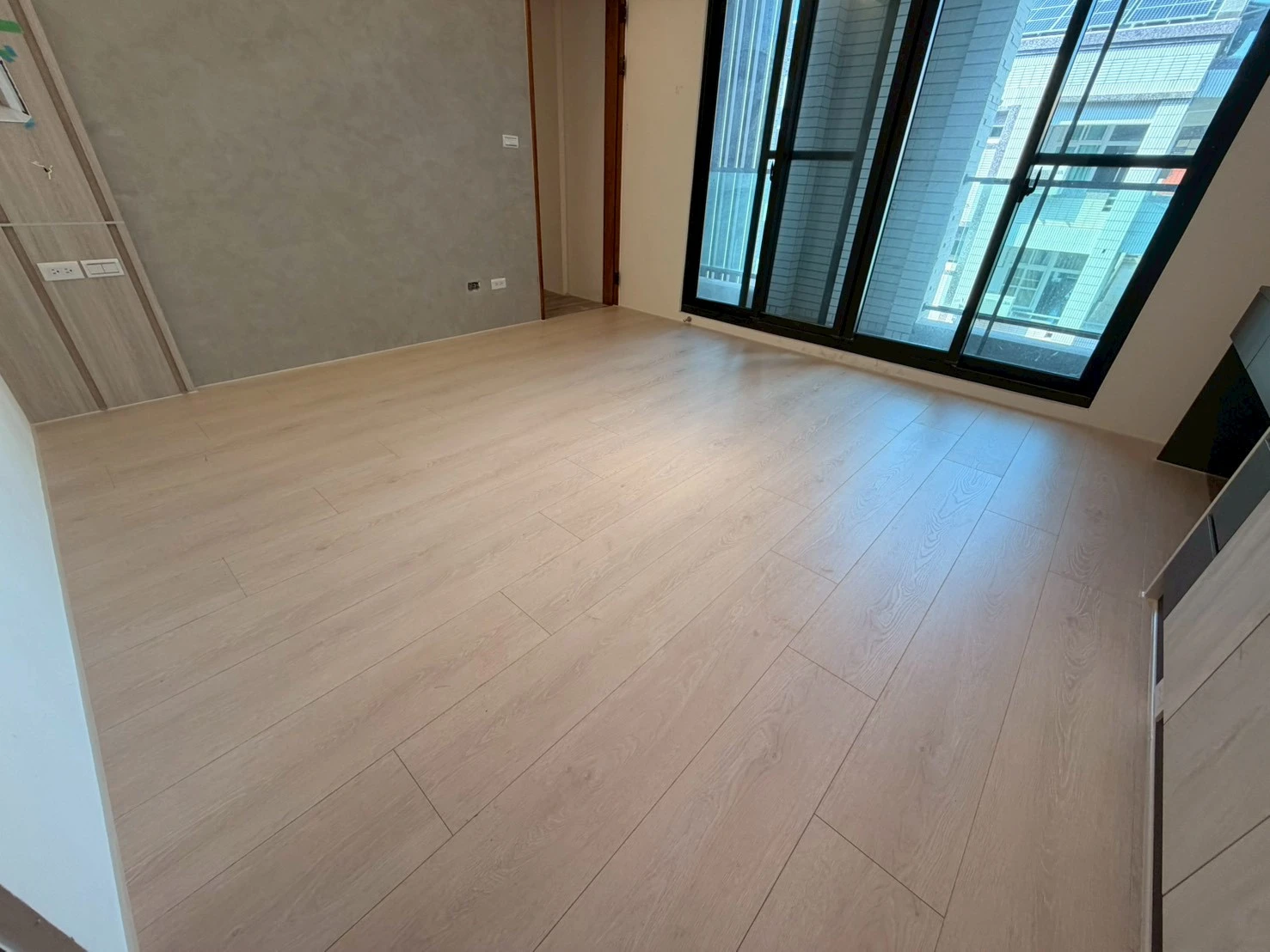 詠琪設計 LN0816 象牙白