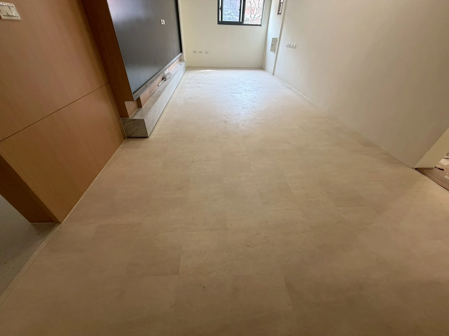 斗六 建材行沈老闆 N51515、51561、51562、S51501象牙白、岩灰