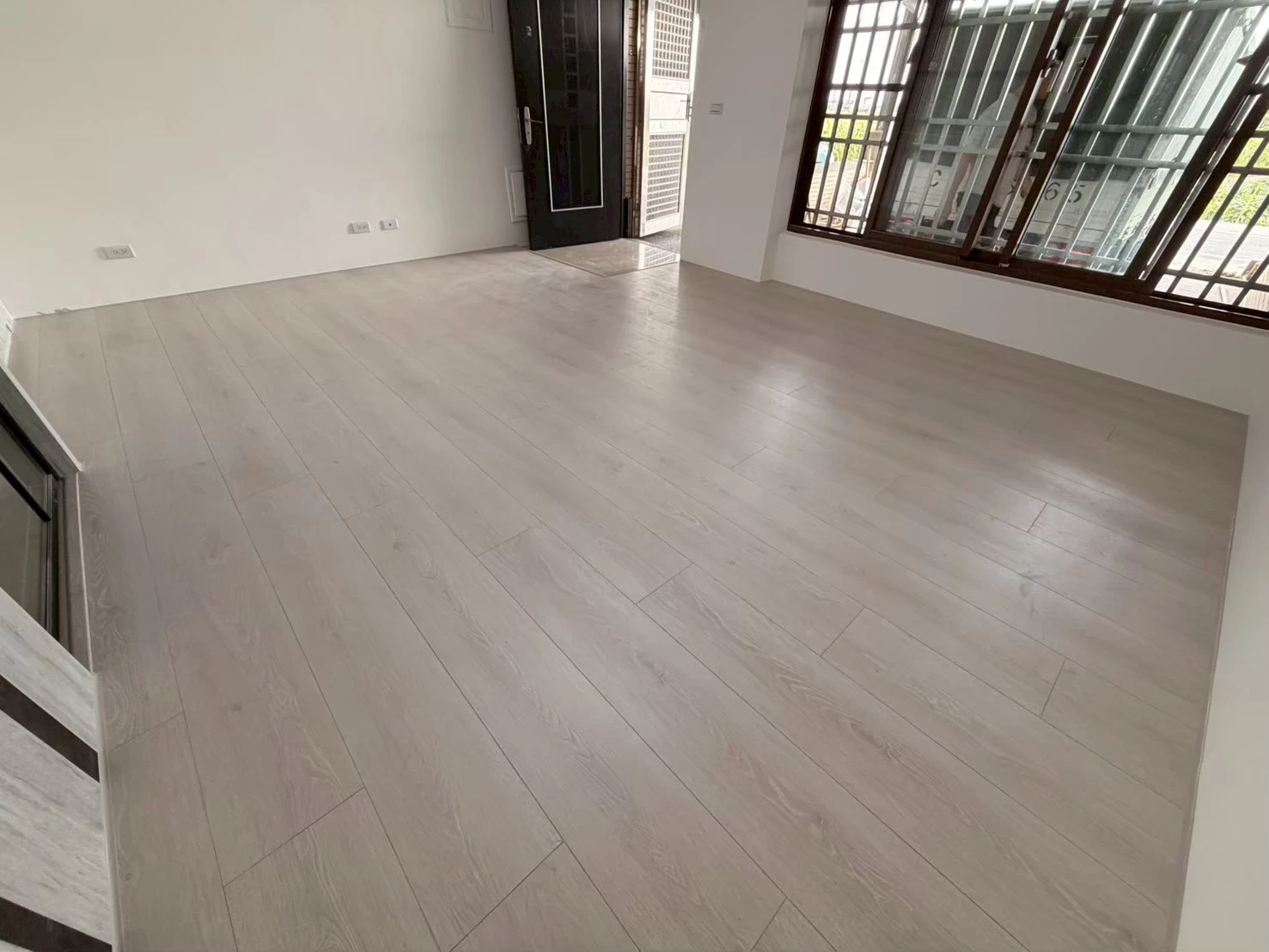 莿桐鄉義和村三和95-3號 0811 岩灰