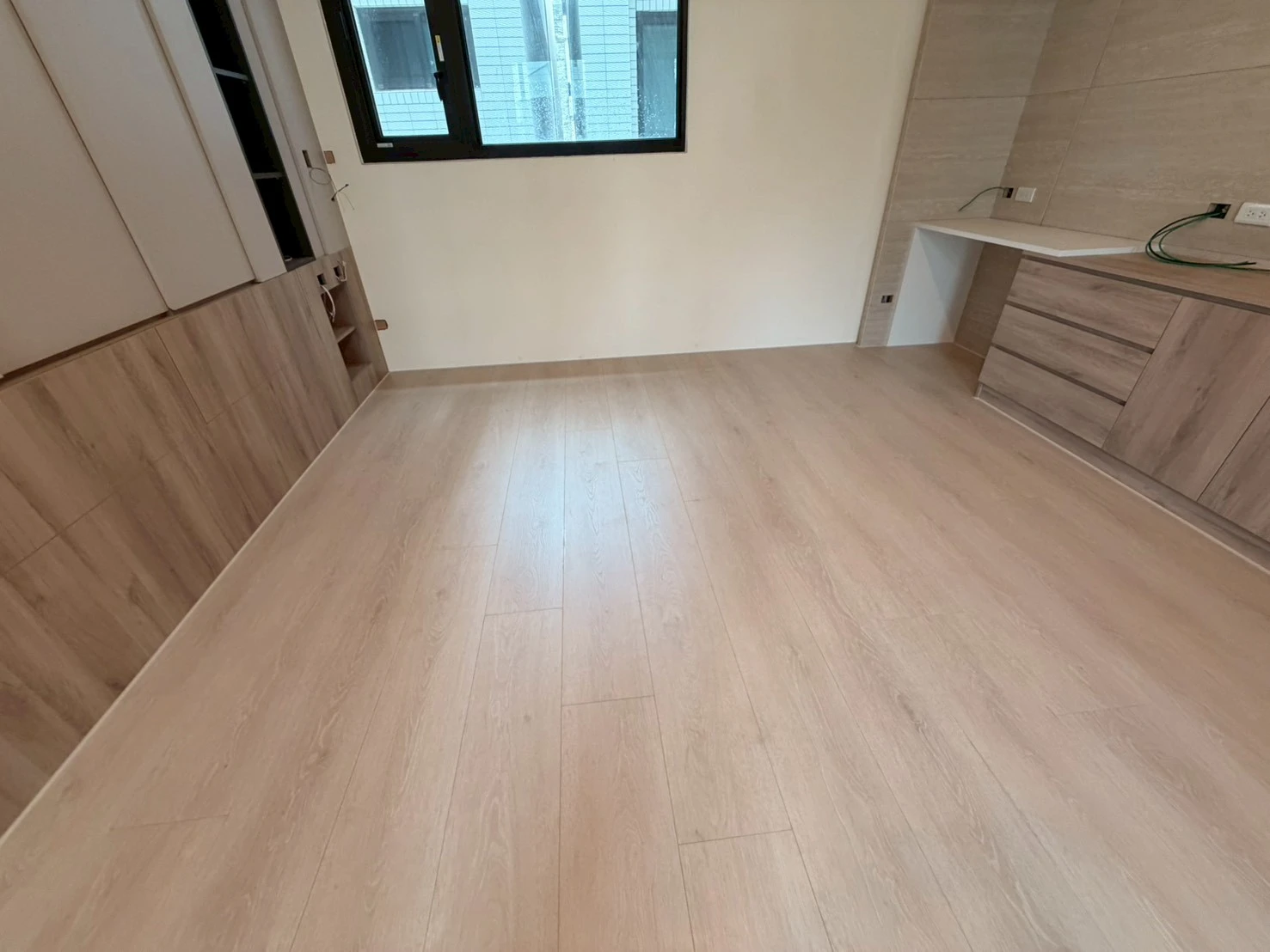 詠琪設計 LN0816 象牙白