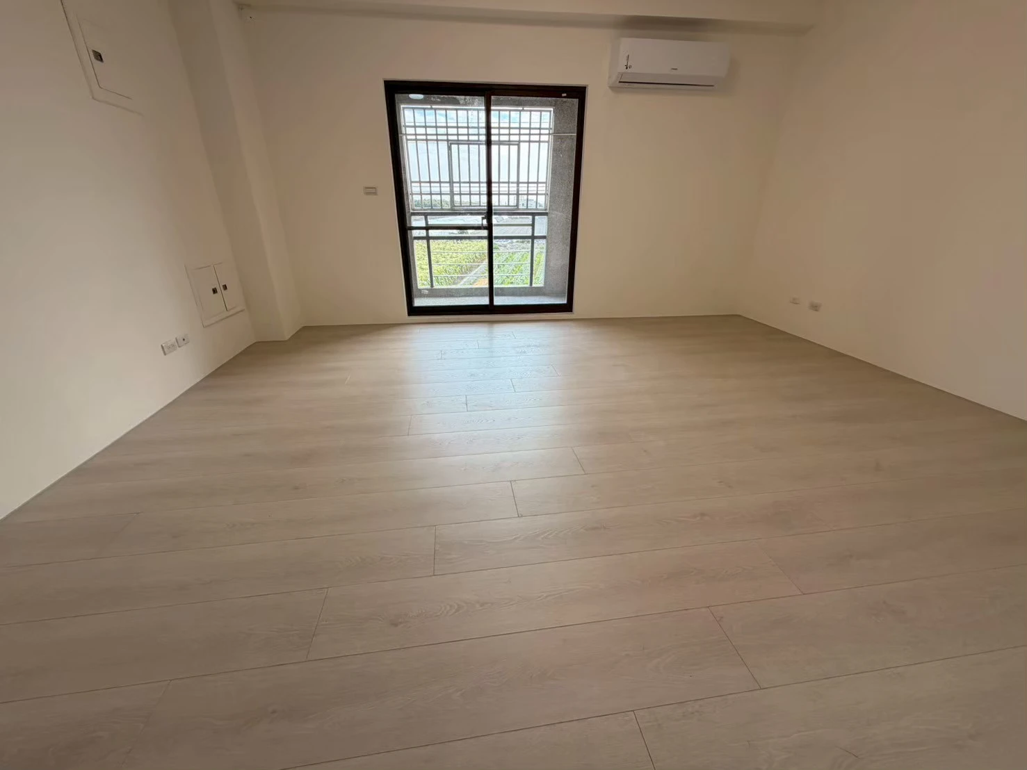 莿桐鄉義和村三和95-3號 0811 岩灰