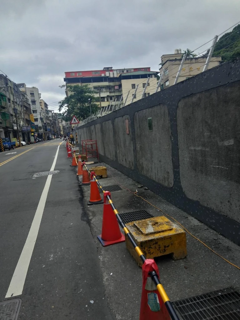 基隆打石工