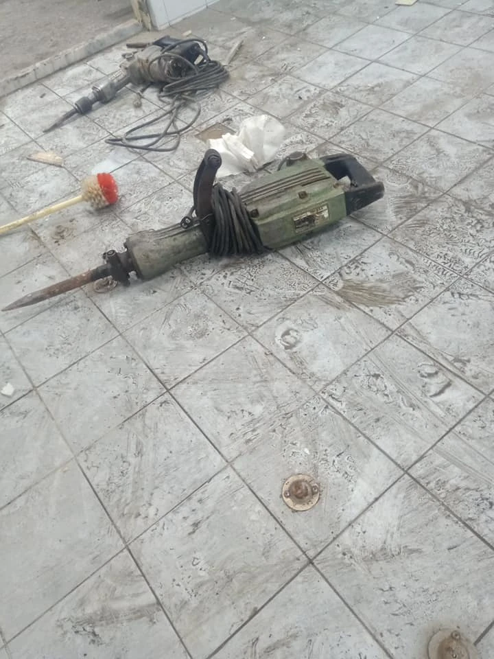 基隆打石工