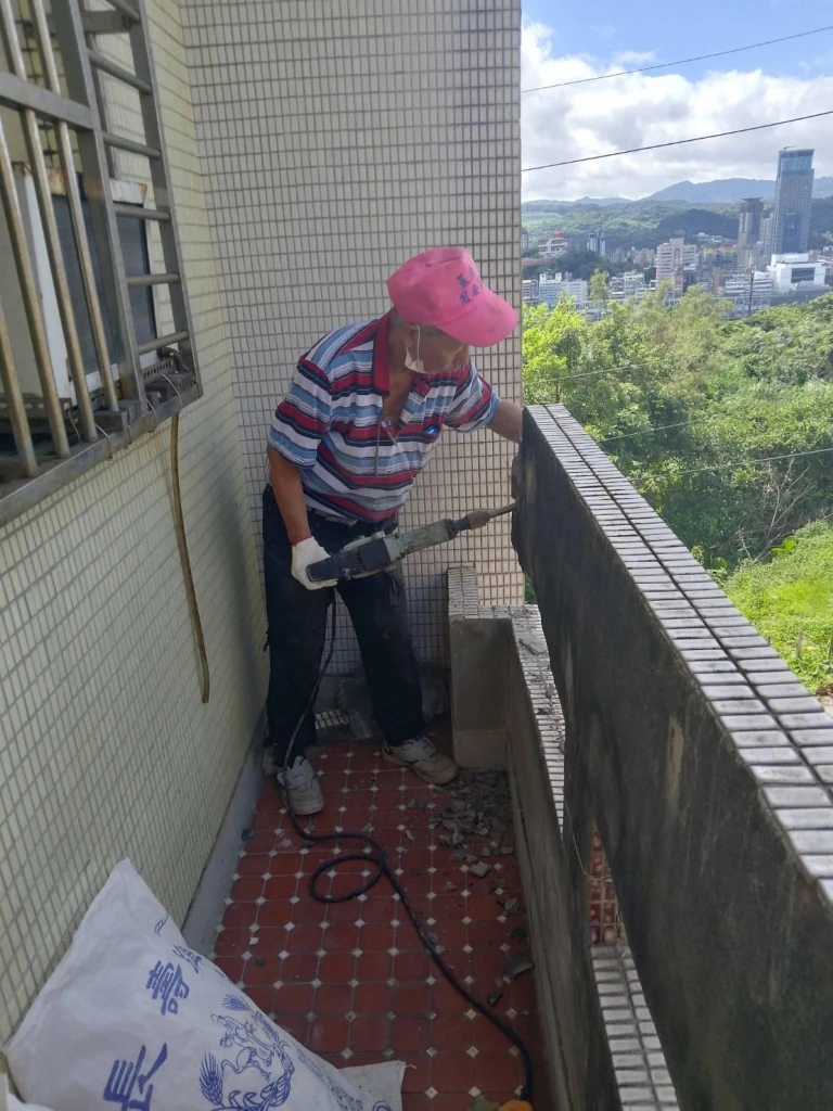 基隆打石工