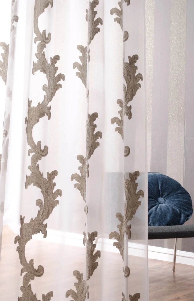 01｜潔淨·鋁合金無框大窗