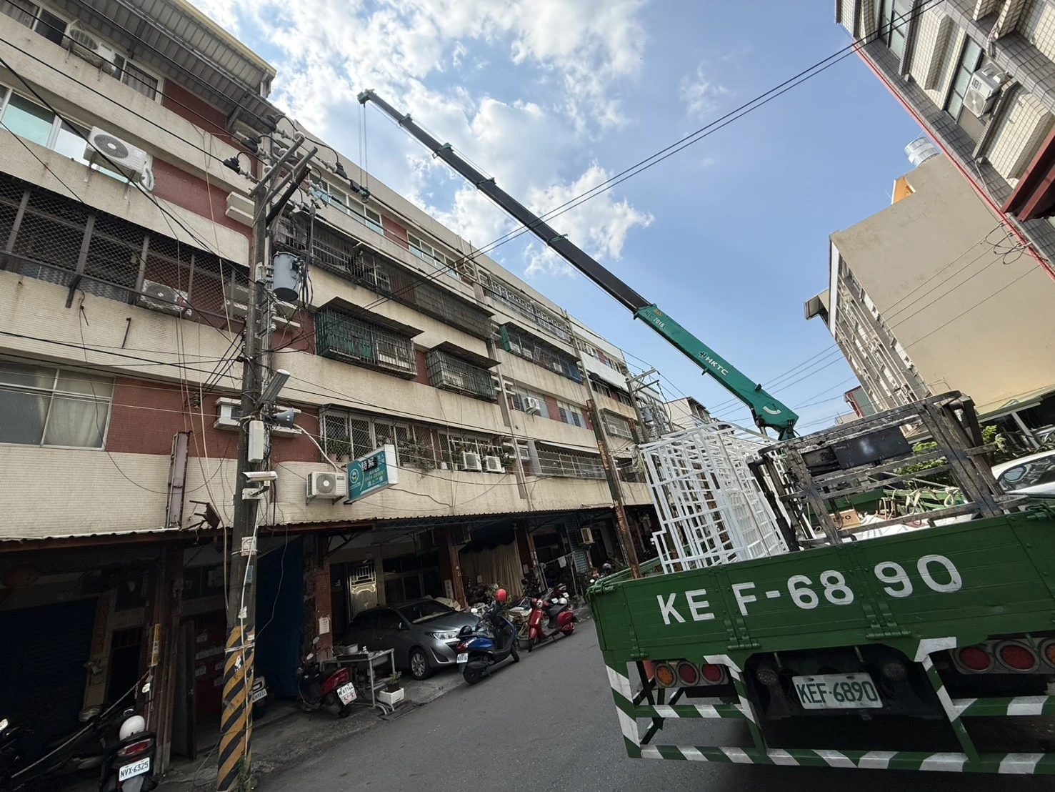 高雄氣密窗與白鐵防盜窗安裝