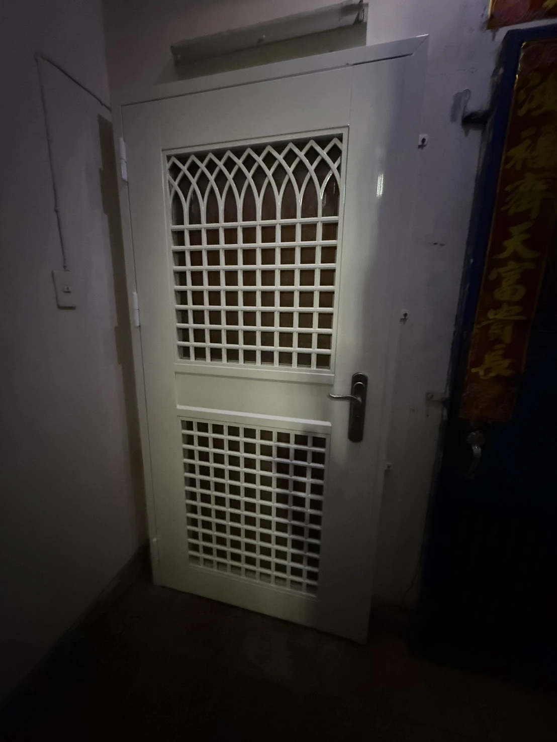 高雄氣密窗與白鐵防盜窗安裝