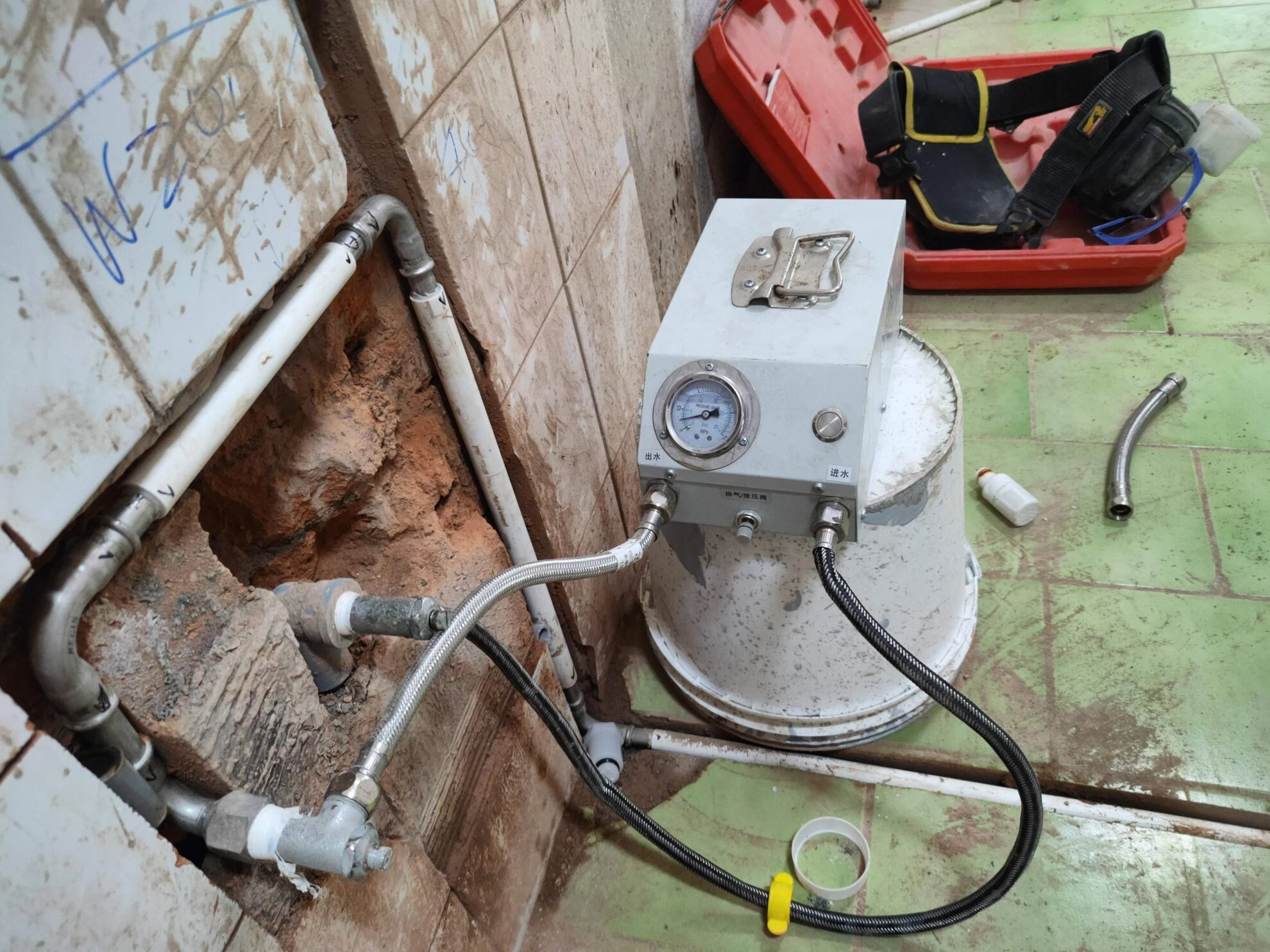 老屋翻新時水電需要全部更新嗎？入住前一定要知道的重點