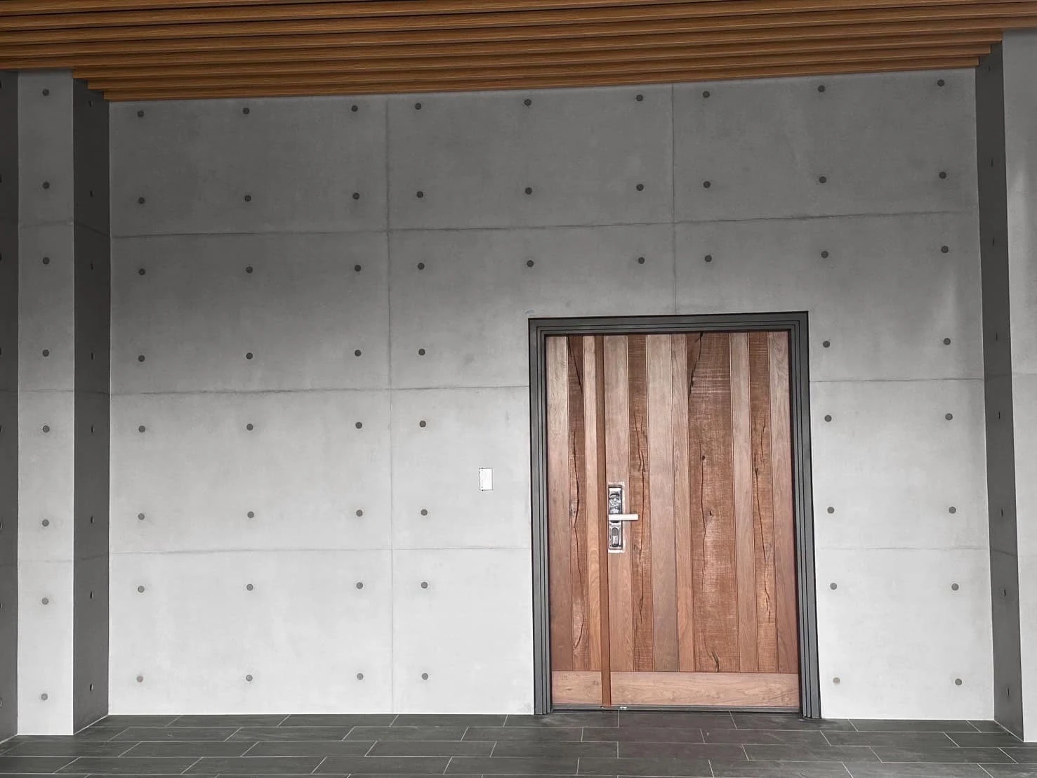 豐原車庫後製清水模