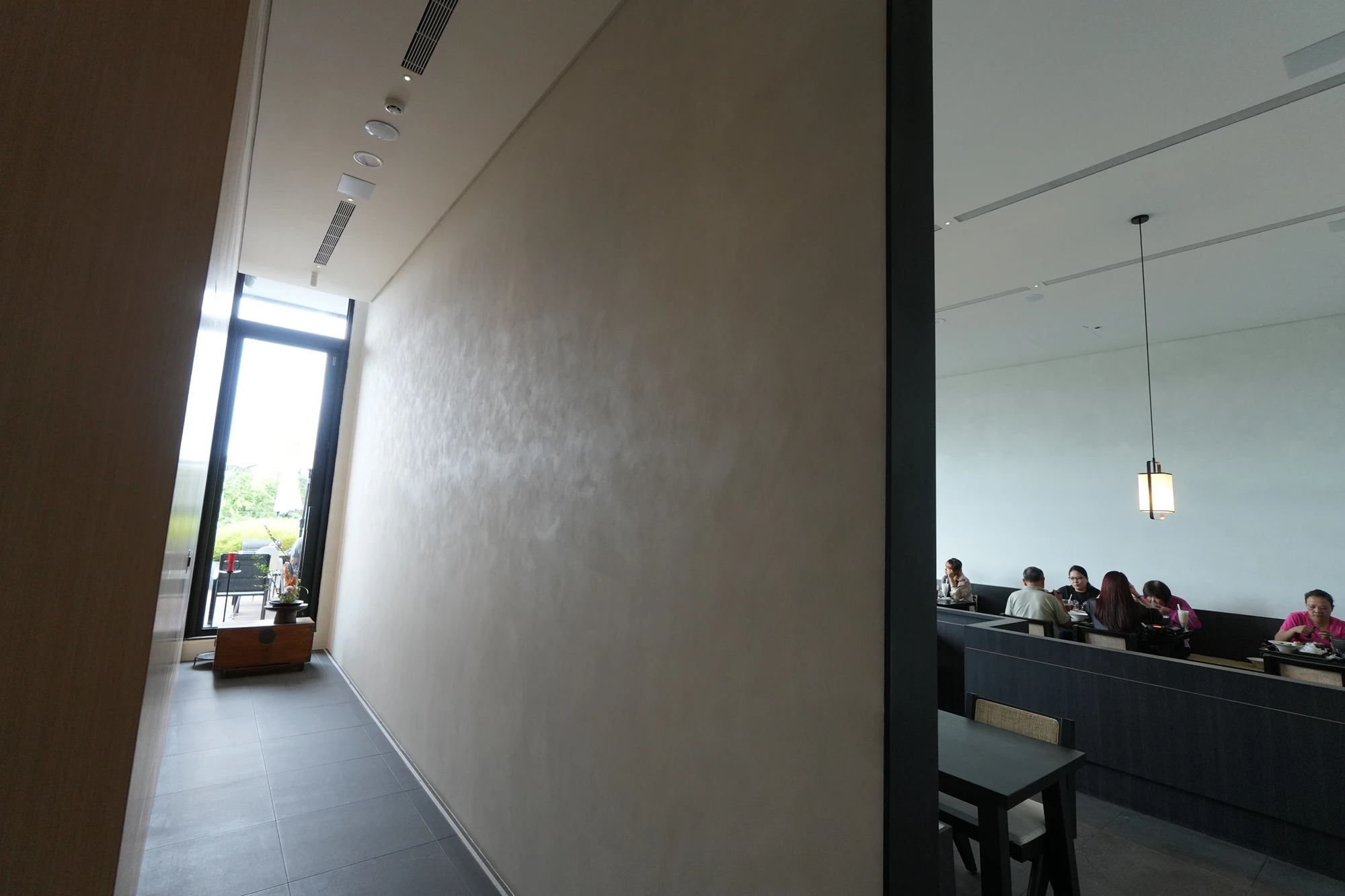 花蓮知名餐廳王記後製清水模