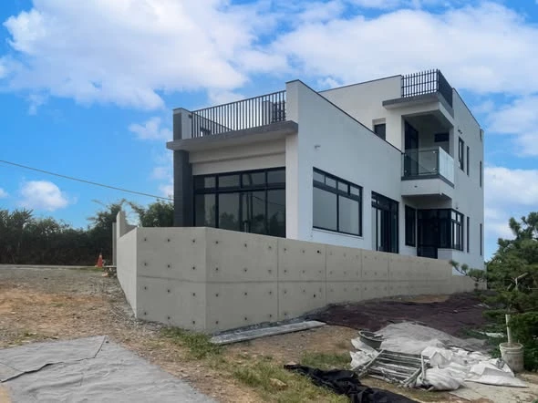 龍潭民宅後製清水模