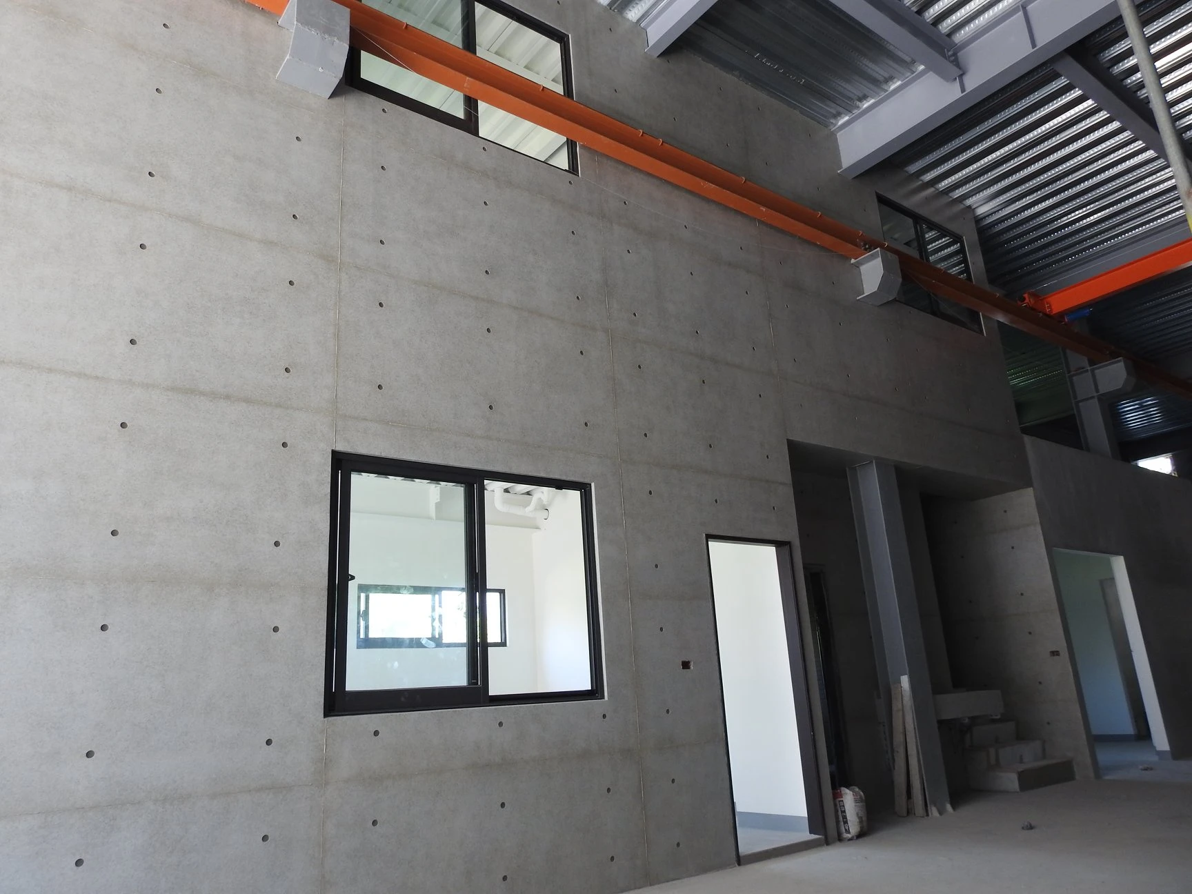 台中永義12街鐵工廠後製清水模