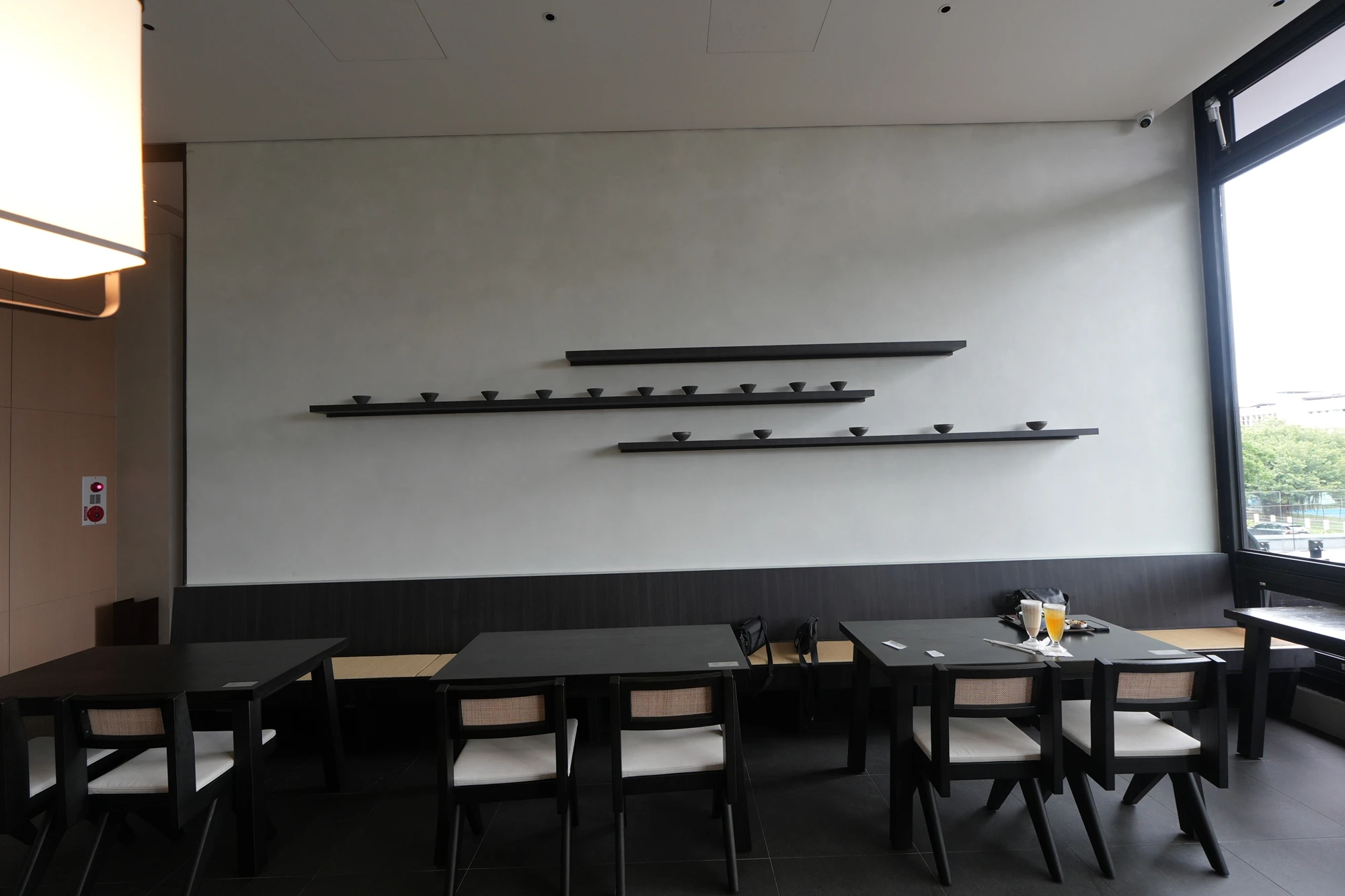 花蓮知名餐廳王記後製清水模