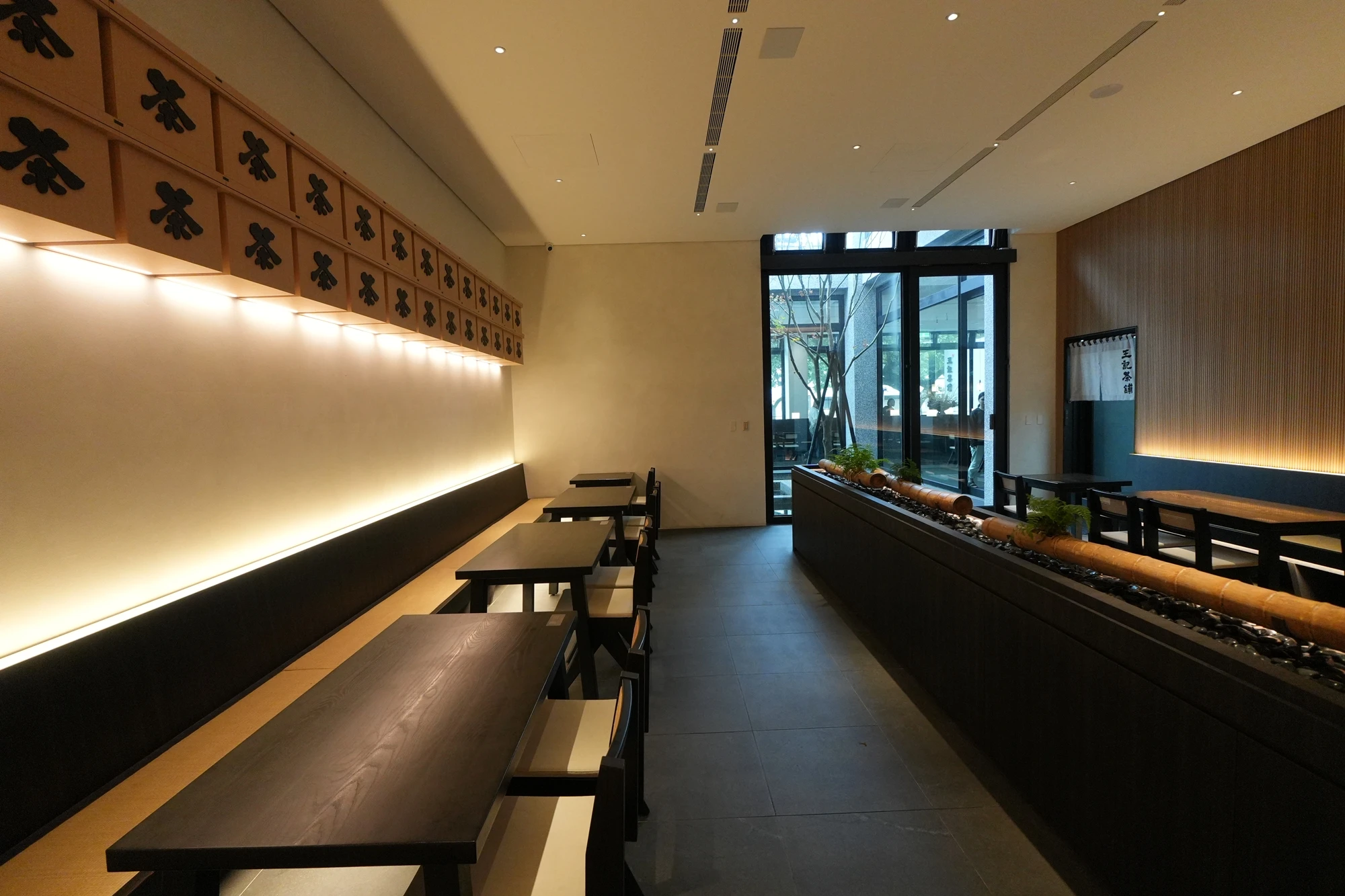 花蓮知名餐廳王記後製清水模