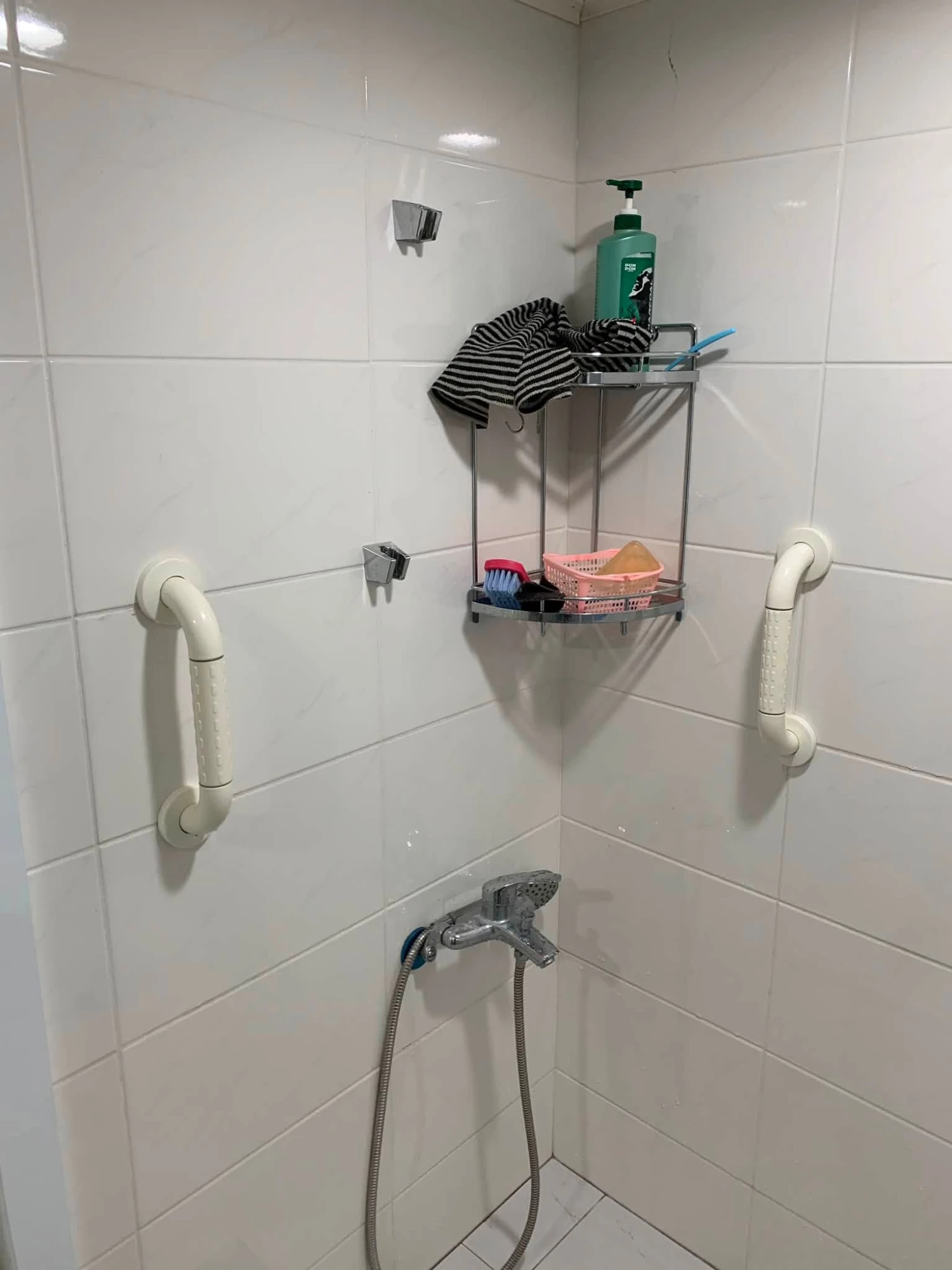 廁所扶手安裝