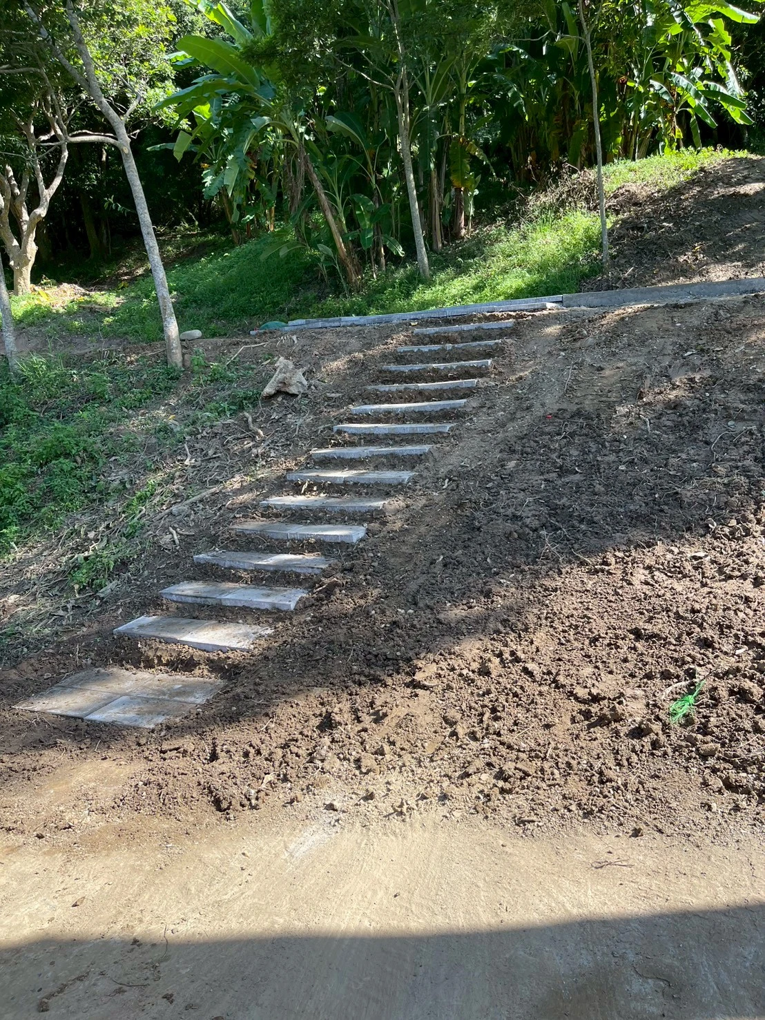 土溝地坪及步道工程-通霄山區案
