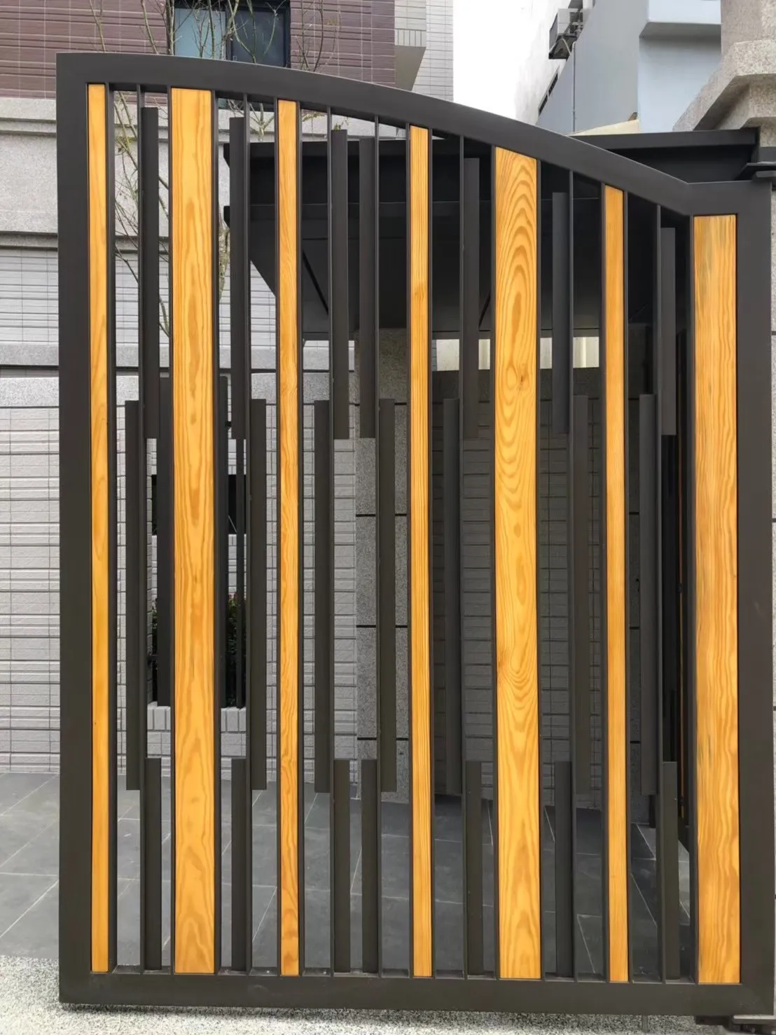 南方松室外門片