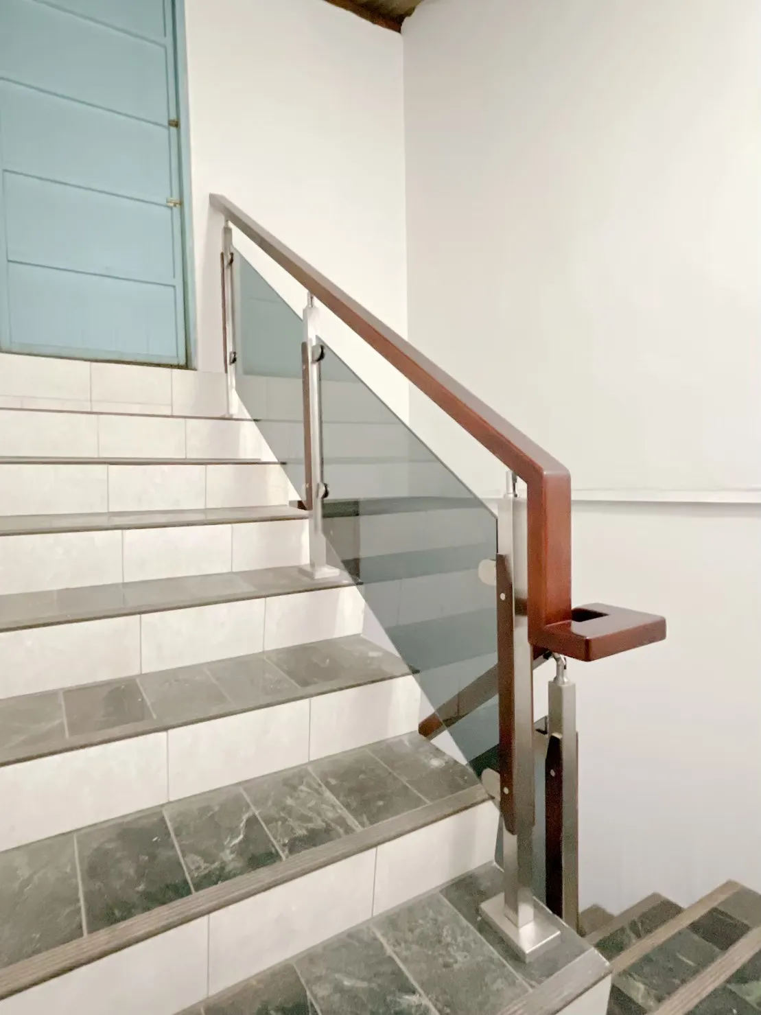 玻璃欄杆樓梯扶手
