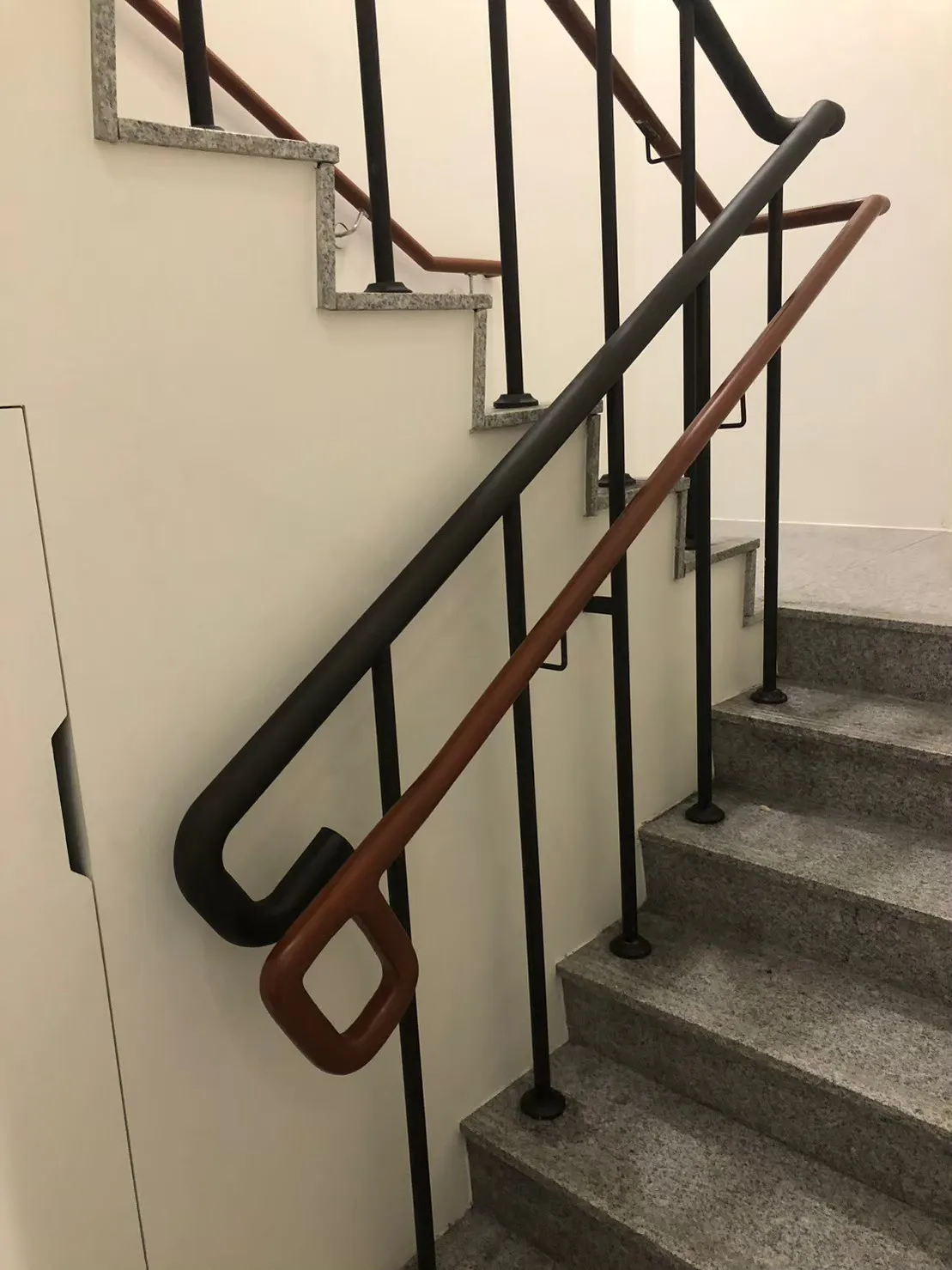 無障礙樓梯木扶手