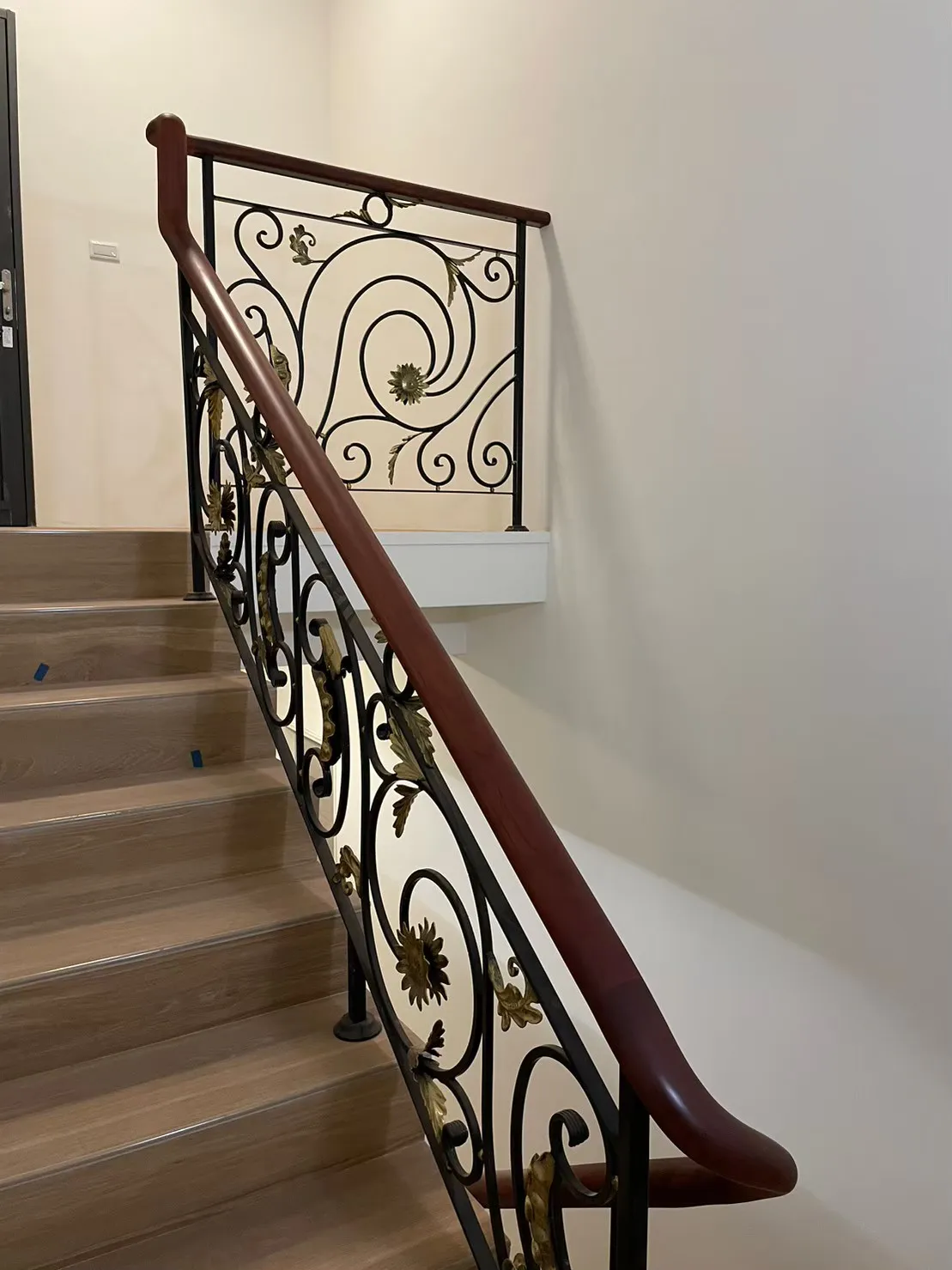 鍛造樓梯扶手