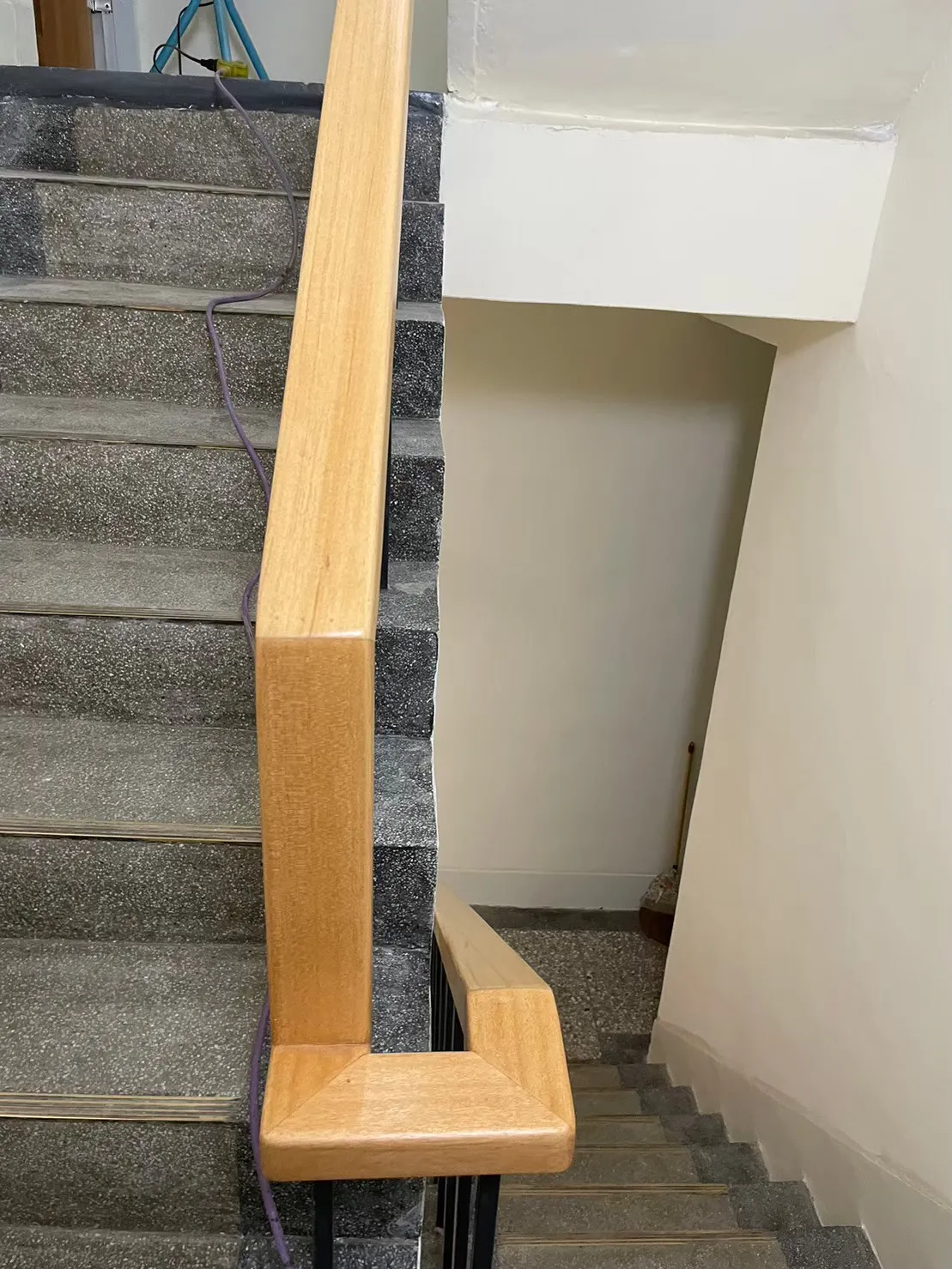 古代扶手翻新現代扶手工程