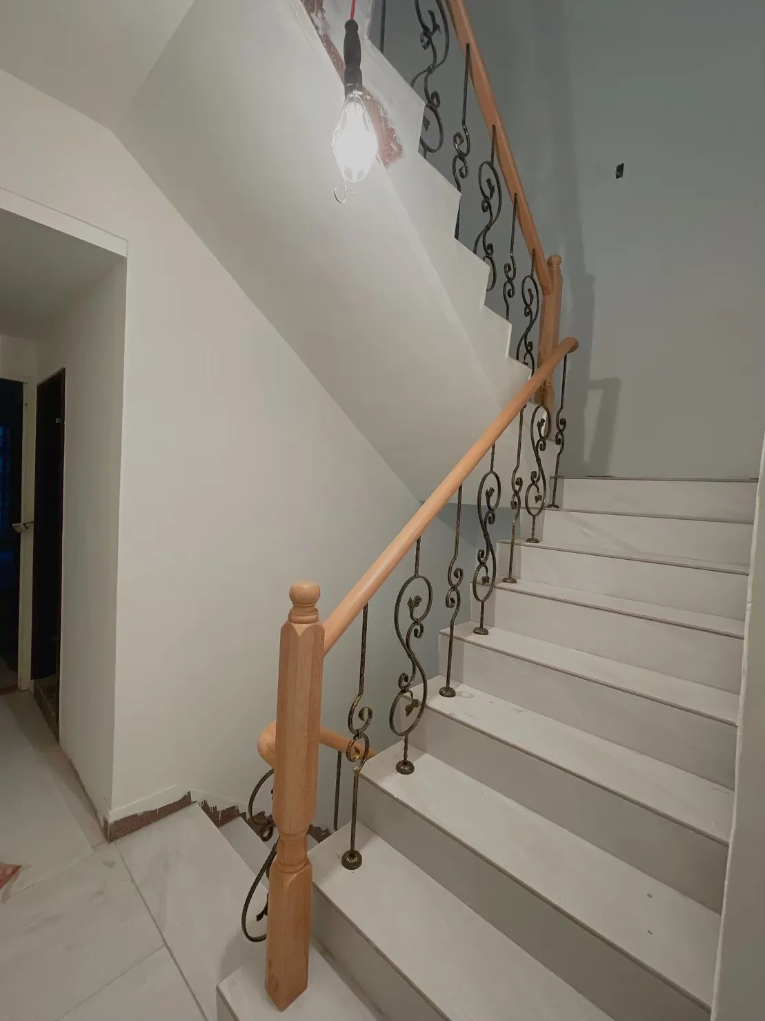 現代鐵車枳扶手