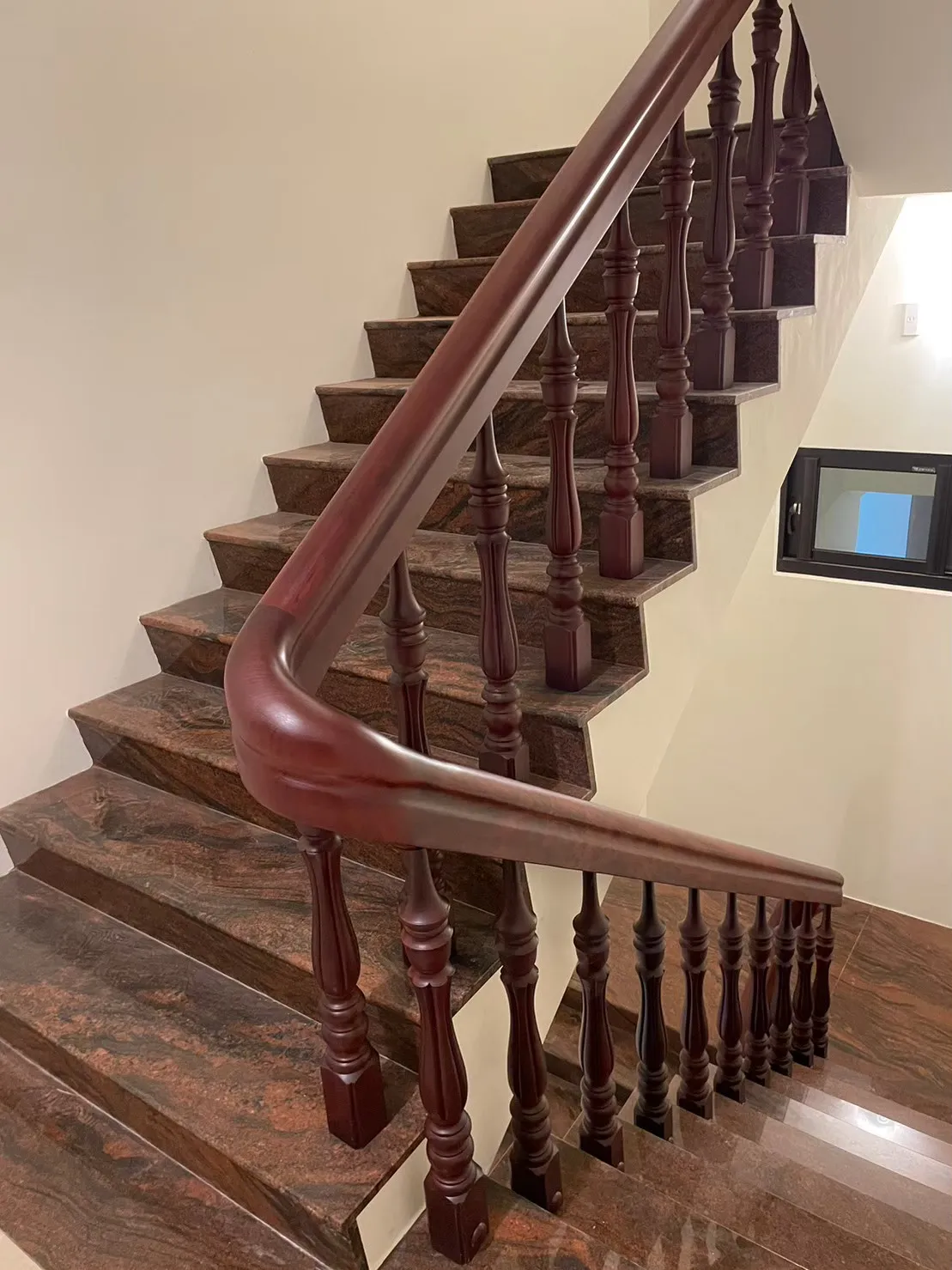 木車枳樓梯扶手