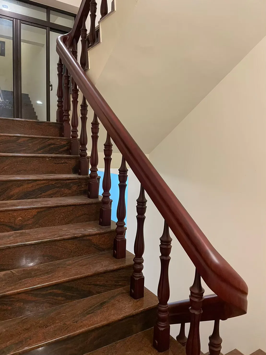 木車枳樓梯扶手