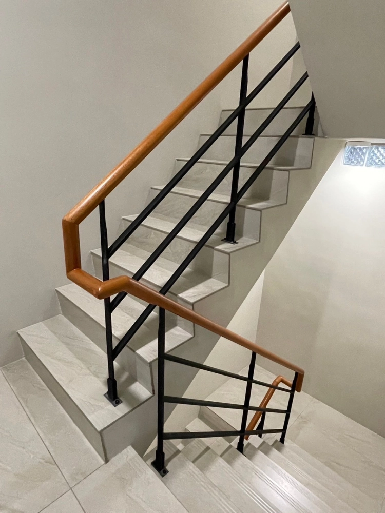 高雄鳥松住宅-手扶梯工程