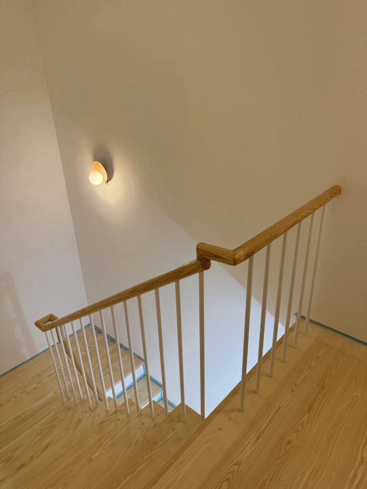 新竹住宅地板+扶手