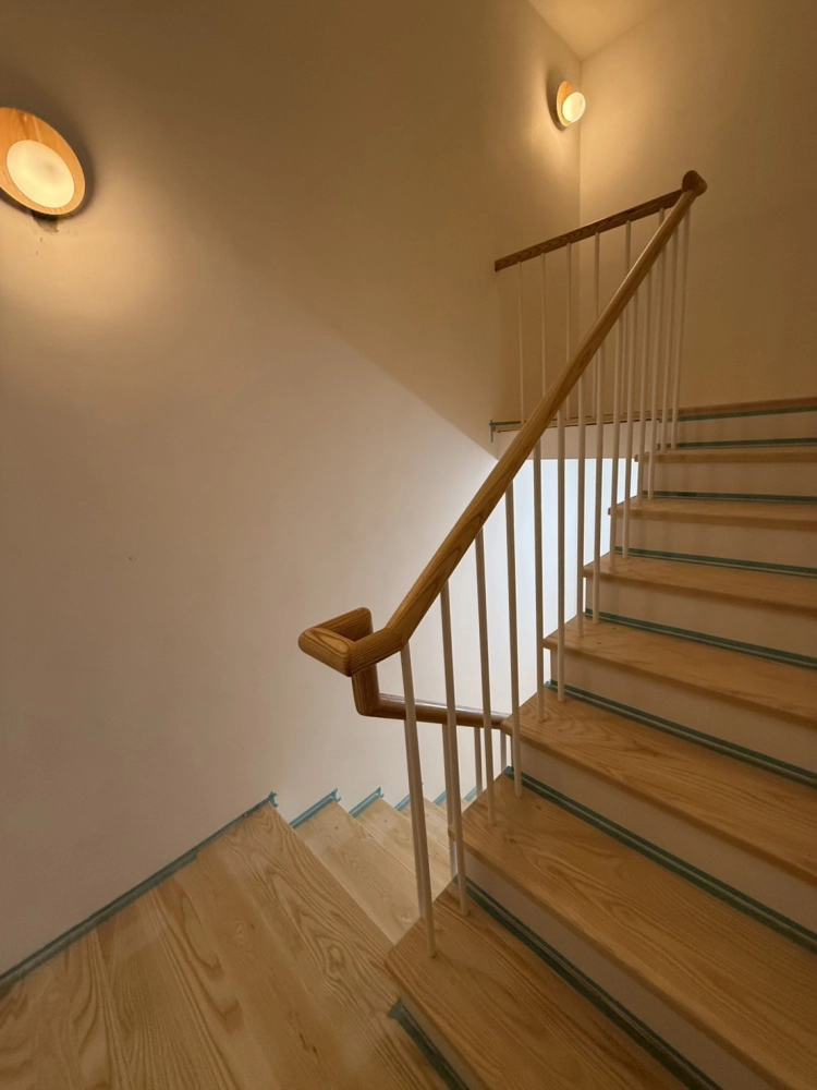 新竹住宅地板+扶手