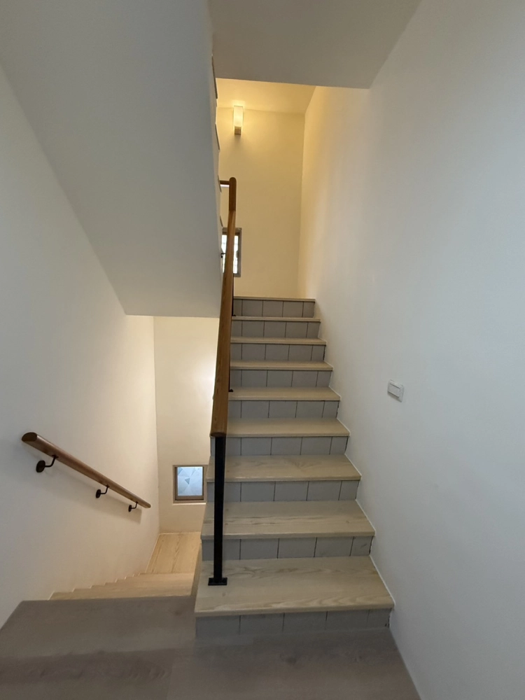 雲林林內住宅地板+扶手