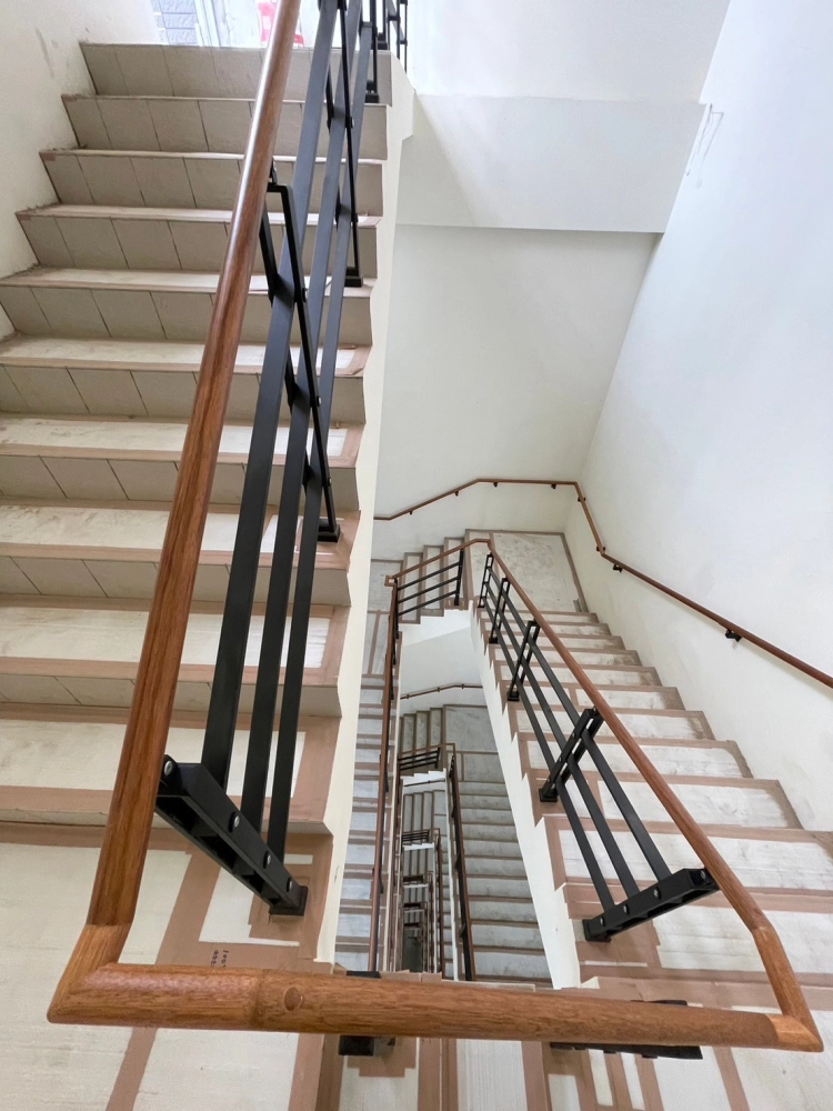 宜蘭(工廠)樓梯扶手