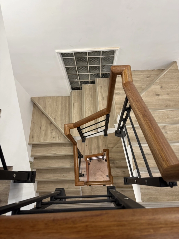 新竹住宅樓梯扶手