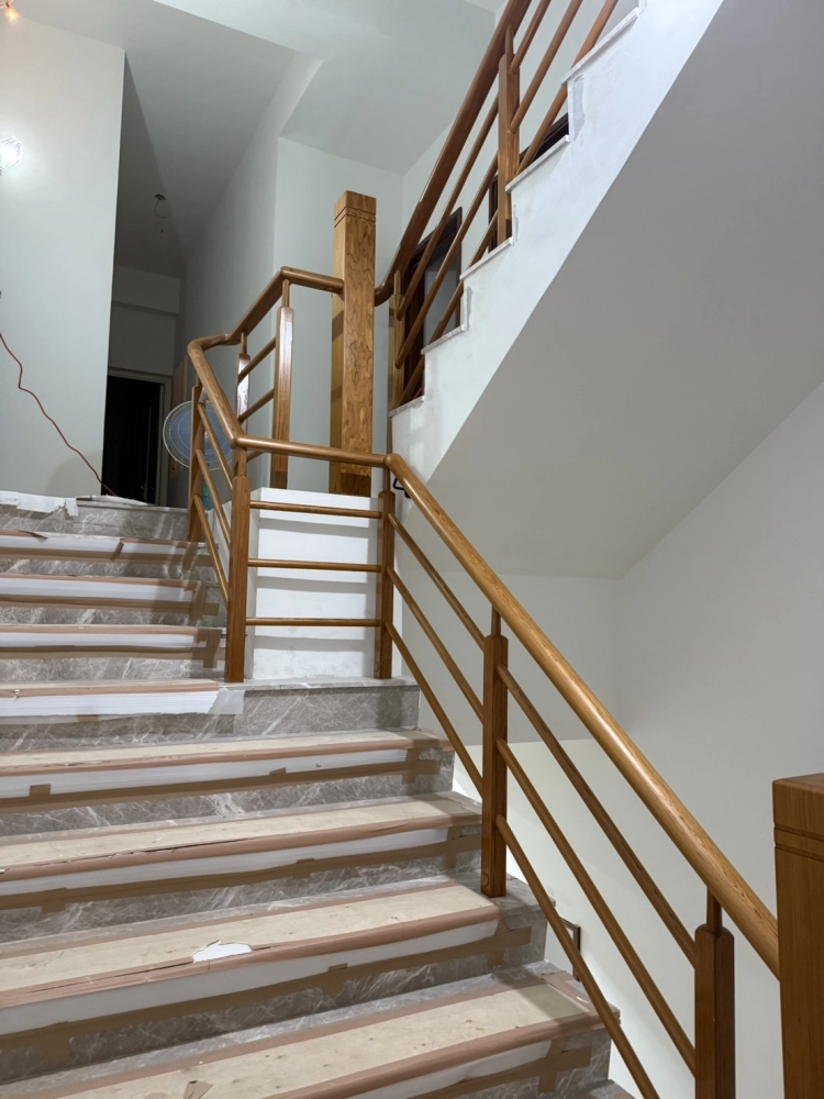 南投埔里住宅2樓梯扶手