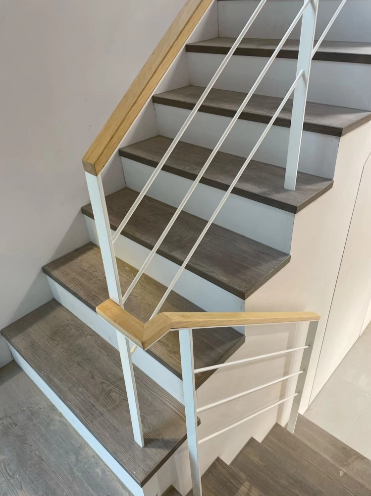 日式鐵件樓梯扶手