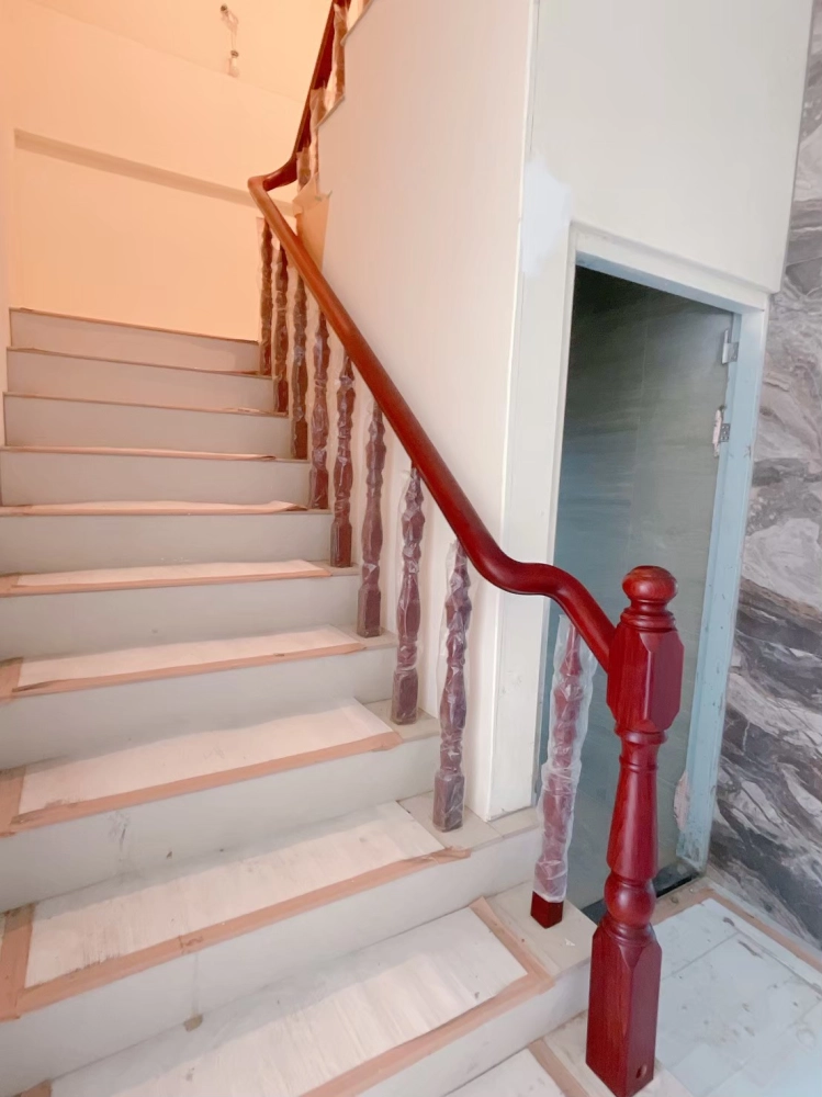 木車枳樓梯扶手