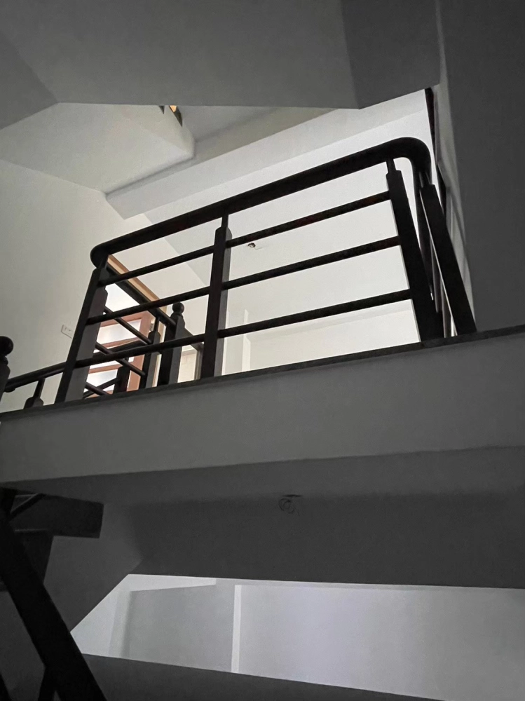 三度四度空間扶手