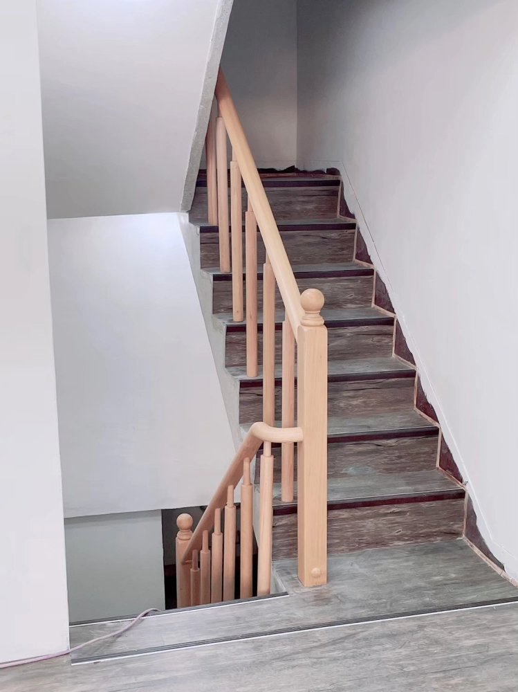 木車枳樓梯扶手