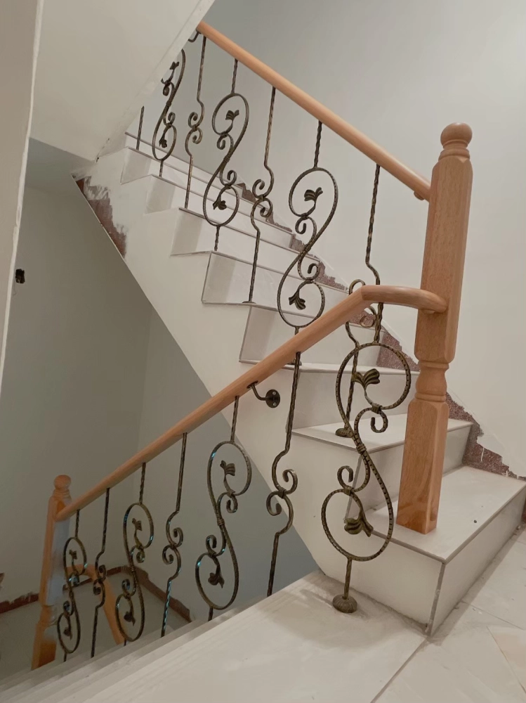 現代鐵車枳扶手