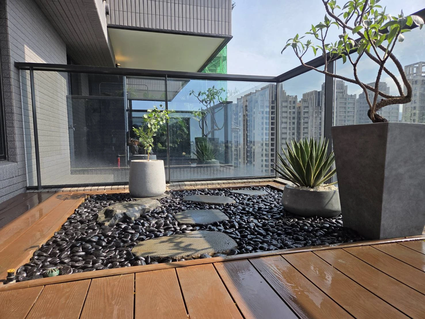 高雄社區 陽台造景