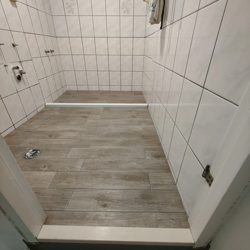 台北浴缸周邊抓漏修補