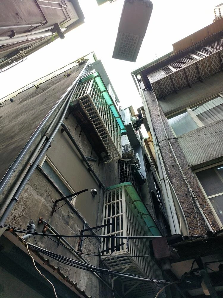 蜘蛛人高空外牆防水工程