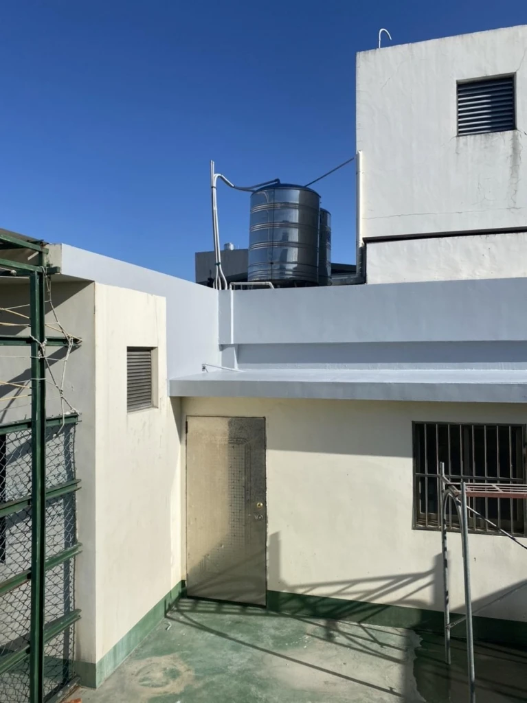 防紫外線防水隔熱塗料工程