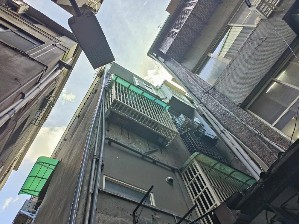 蜘蛛人高空外牆防水工程