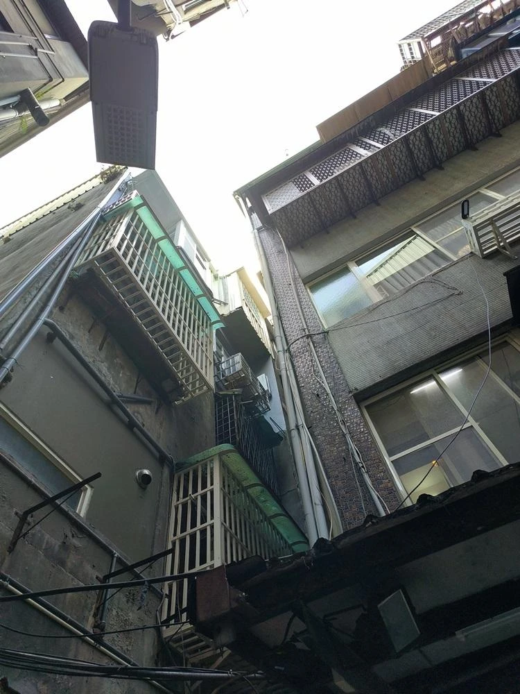 蜘蛛人高空外牆防水工程