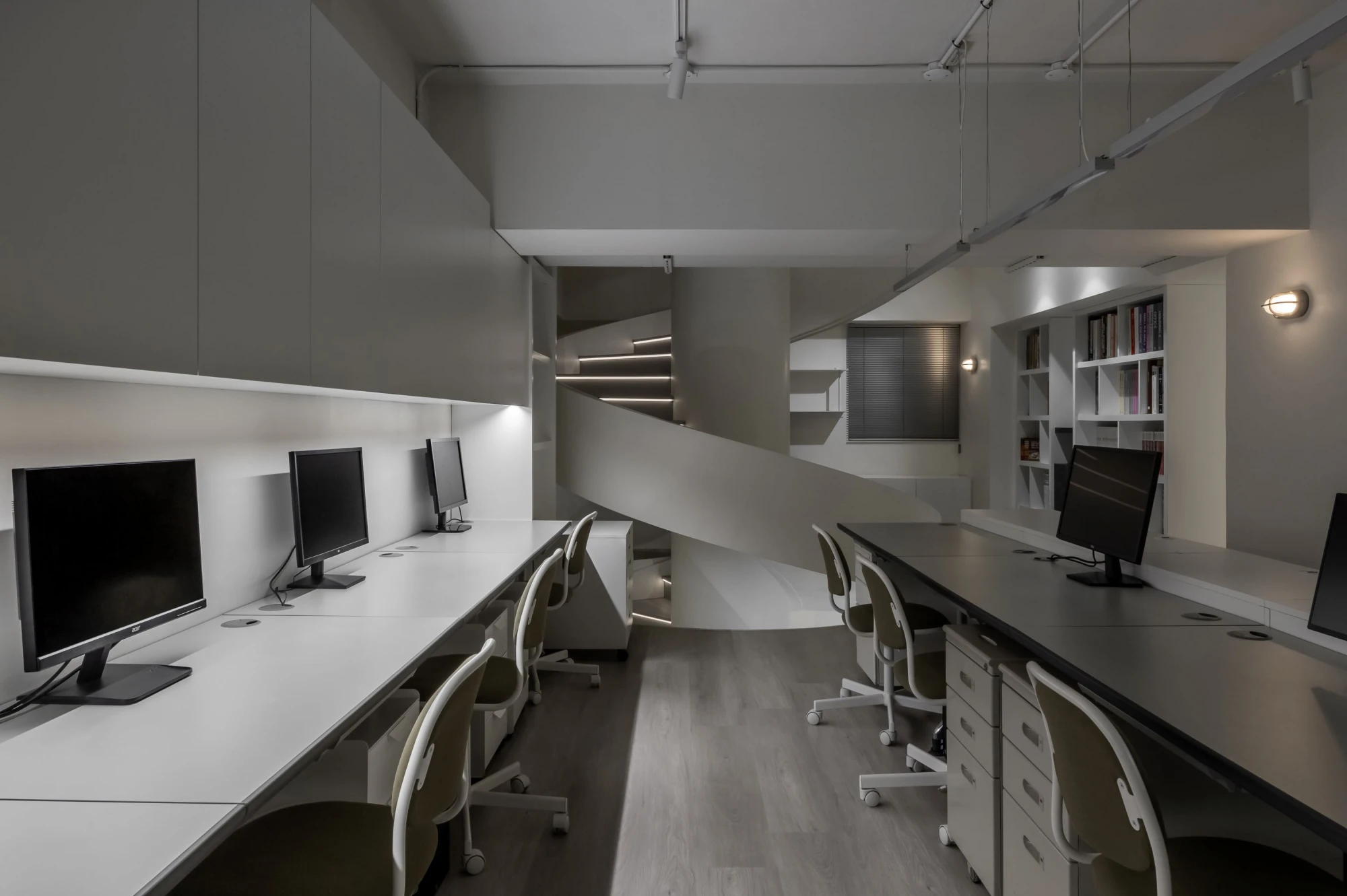 居希Office
