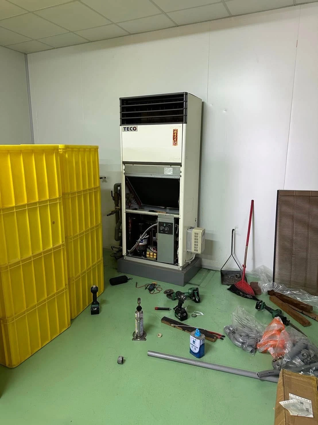 眼鏡廠作業區