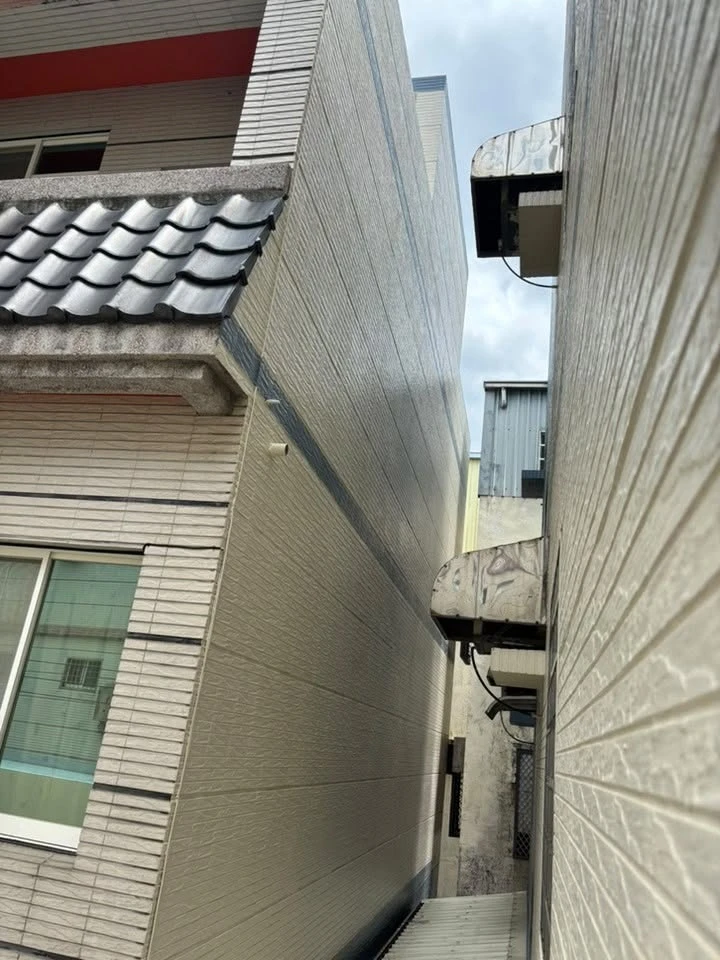 竹南｜龍昇街外牆防水
